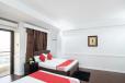 OYO 138 White Palace Hotel image 17